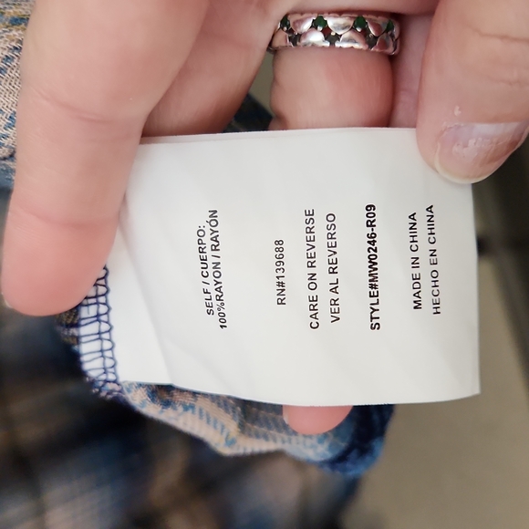 Crimson in Grace Flannel High Low Tunic Size Medium - Picture 7 of 16